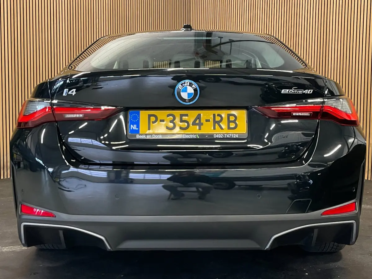 EDrive40 High Executive 84 kWh|95% SOH|VOLLEDER|HEAD-UP|ACC|CARPLAY|CAMERA 360|STOELVERWARMING|ELEK.A-KLEP|NAVI|NAP|NL-AUTO