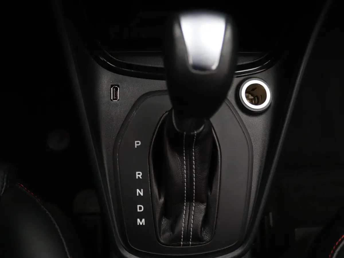 125pk EcoBoost ST-Line X Bang & Olufsen | Trekhaak