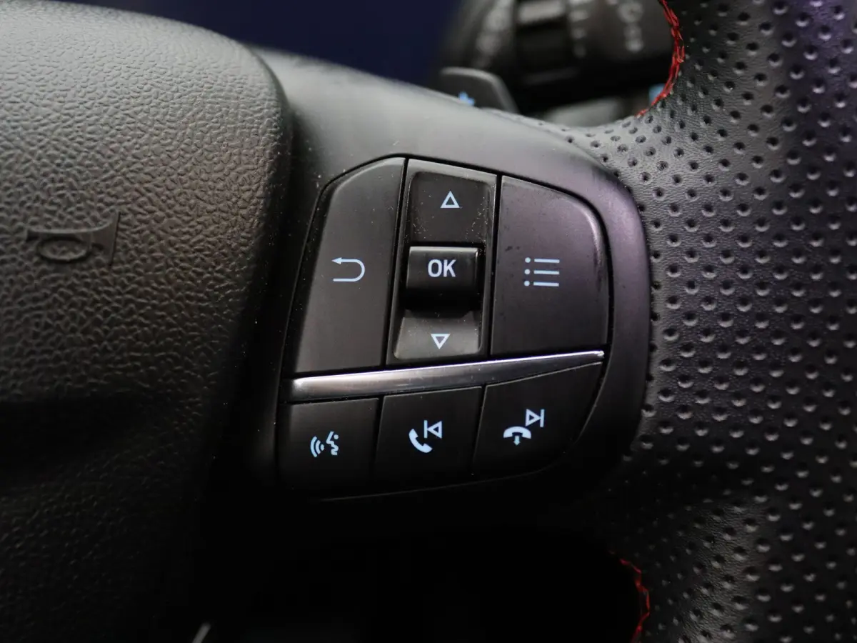 125pk EcoBoost ST-Line X Bang & Olufsen | Trekhaak