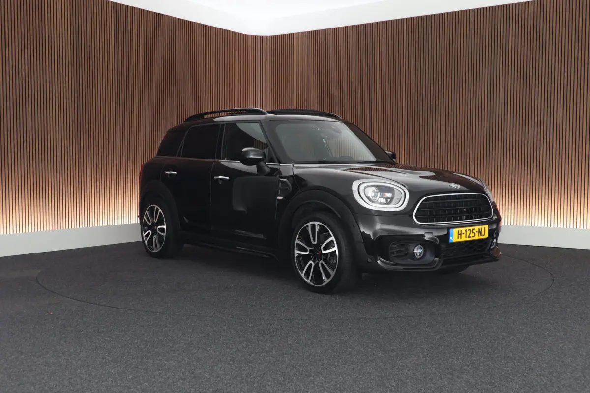 1.5 Cooper 136pk H6 JCW Panoramadak LED harman/kardon HUD Keyless Navigatie
