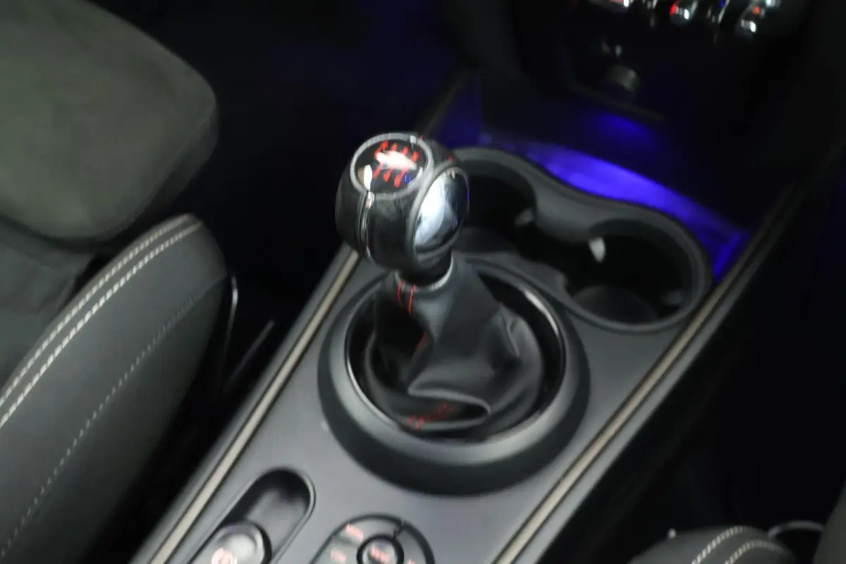 1.5 Cooper 136pk H6 JCW Panoramadak LED harman/kardon HUD Keyless Navigatie