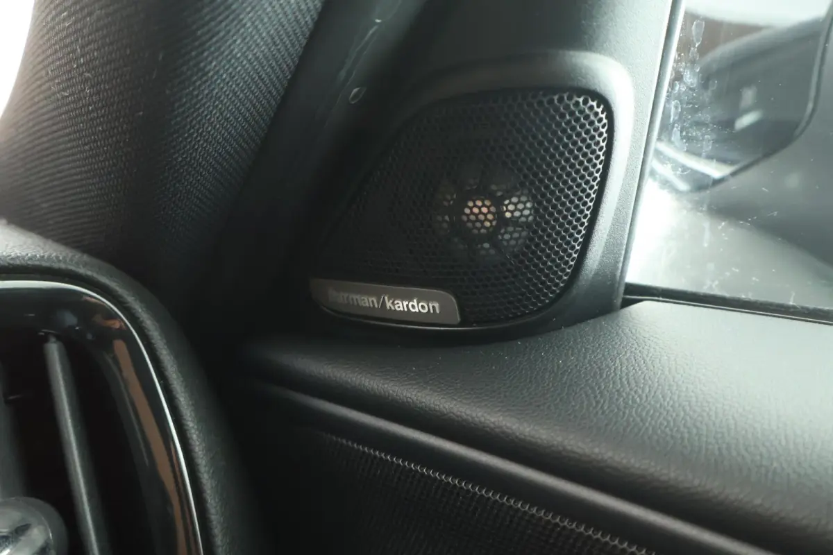 1.5 Cooper 136pk H6 JCW Panoramadak LED harman/kardon HUD Keyless Navigatie