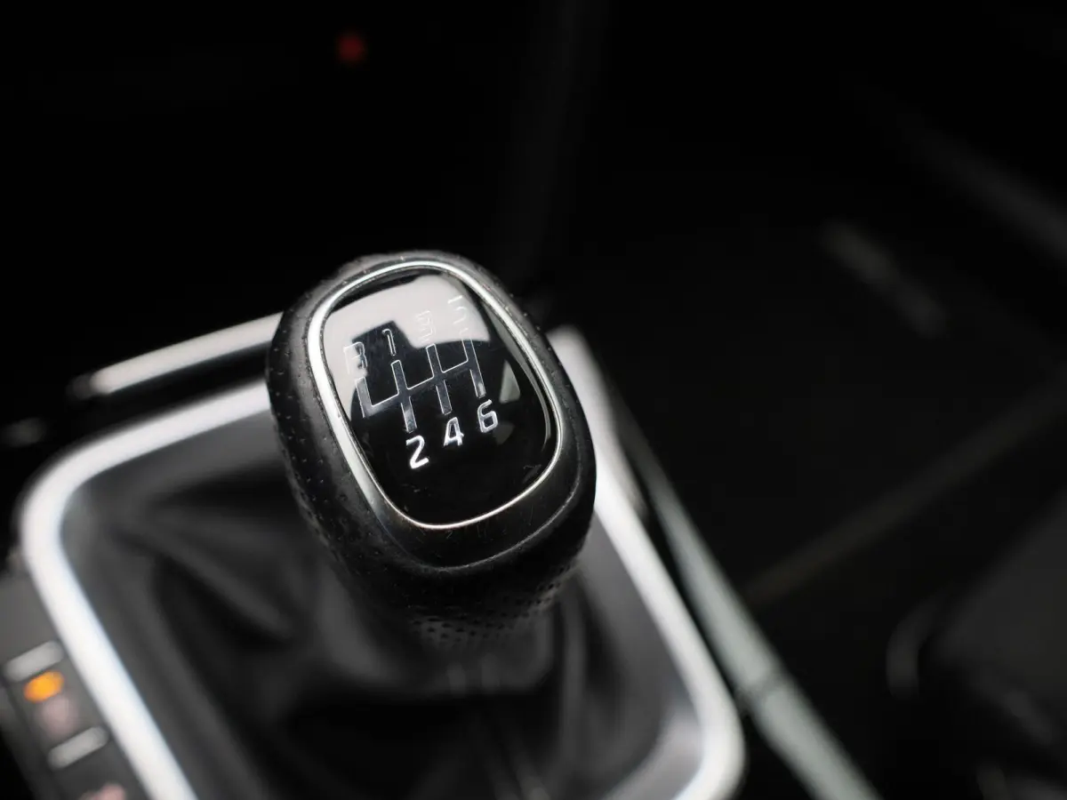 1.5 T-GDi GT-Line | Apple Carplay / Android Auto | Panoramadak | Achteruitrijcamera | Stoelverwarming | Stuurverwarming |