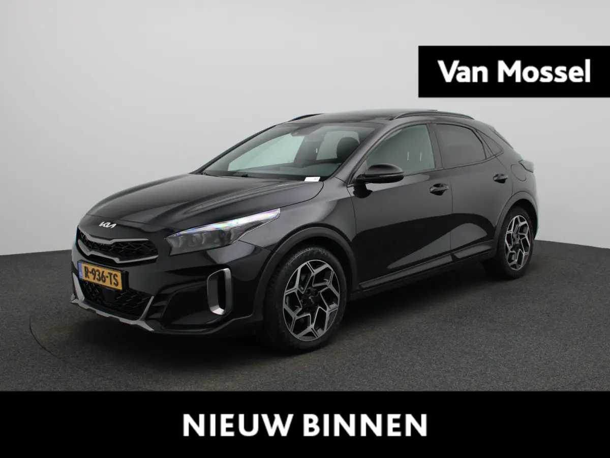 1.5 T-GDi GT-Line | Apple Carplay / Android Auto | Panoramadak | Achteruitrijcamera | Stoelverwarming | Stuurverwarming |