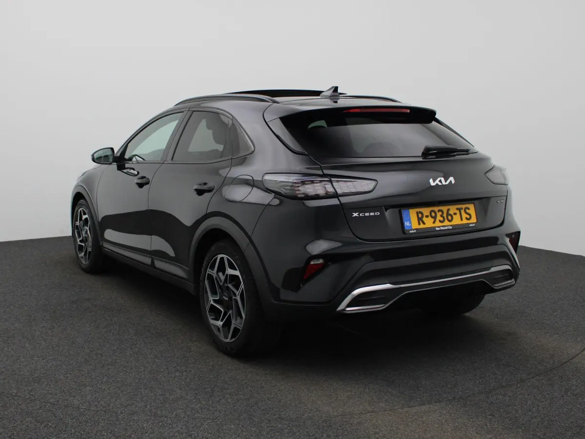 1.5 T-GDi GT-Line | Apple Carplay / Android Auto | Panoramadak | Achteruitrijcamera | Stoelverwarming | Stuurverwarming |