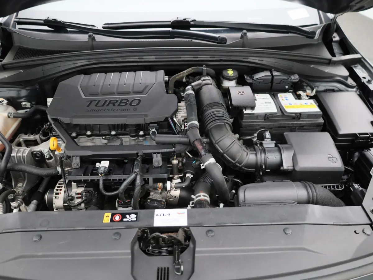 1.5 T-GDi GT-Line | Apple Carplay / Android Auto | Panoramadak | Achteruitrijcamera | Stoelverwarming | Stuurverwarming |