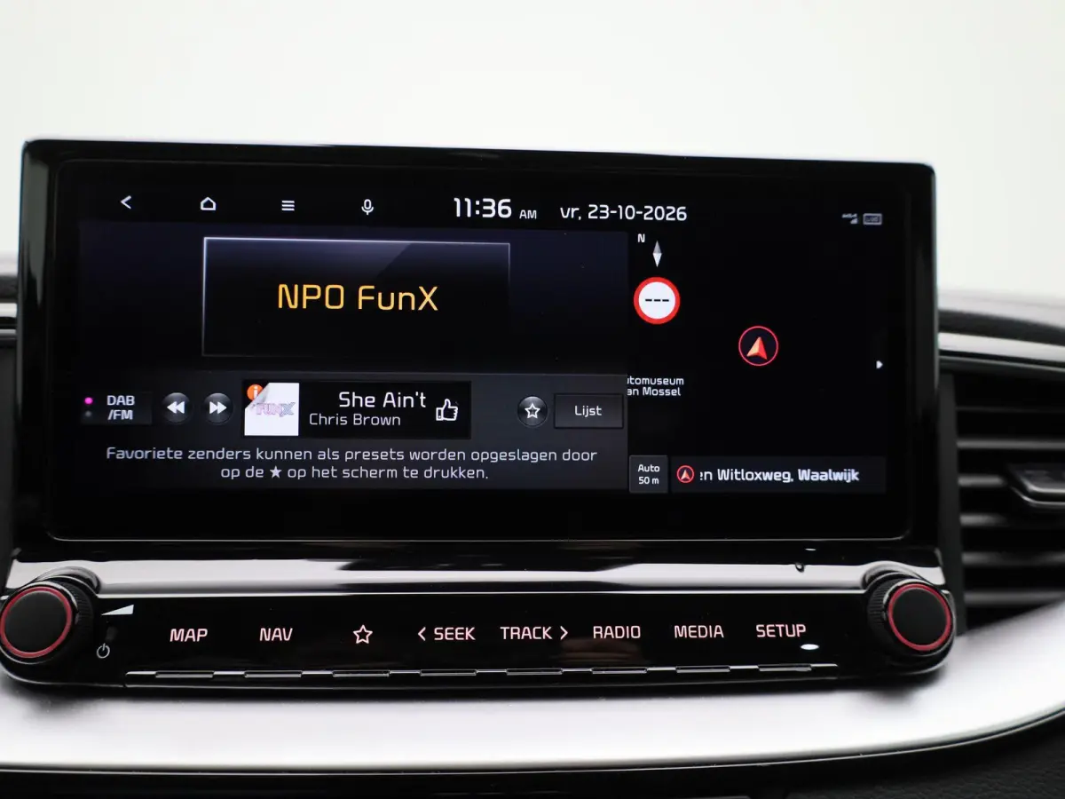1.5 T-GDi GT-Line | Apple Carplay / Android Auto | Panoramadak | Achteruitrijcamera | Stoelverwarming | Stuurverwarming |