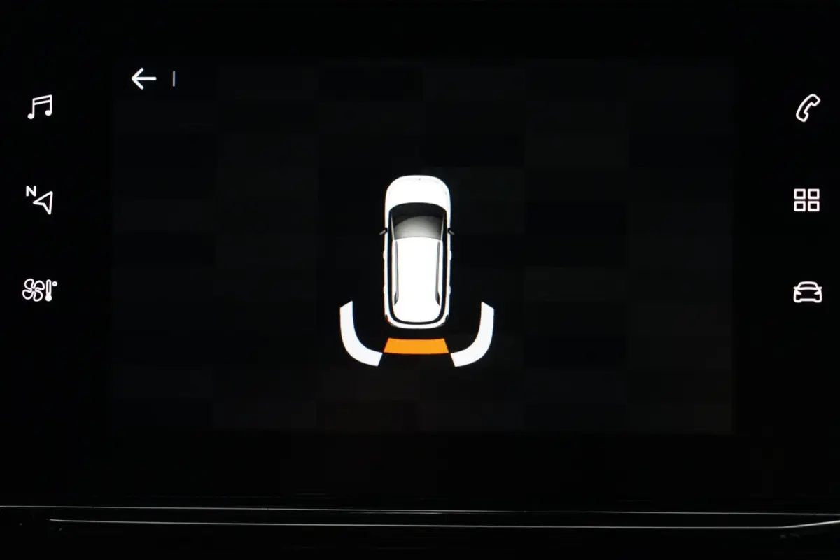 1.2 PureTech S&S Business, CarPlay, PDC, navi