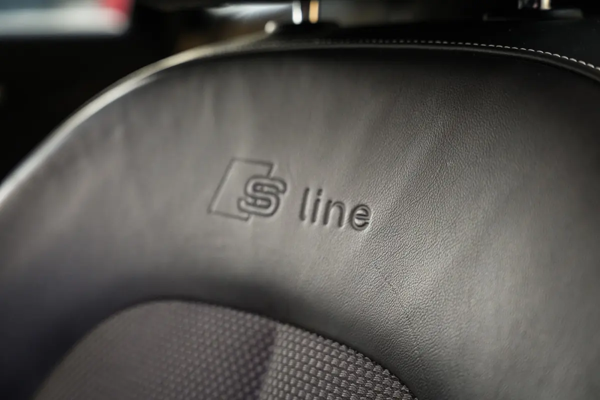 1.8 TFSI ultra S-Line Edition | Clima | Cruise | Navi | Trekhaak | H. Leder | Org. NL |