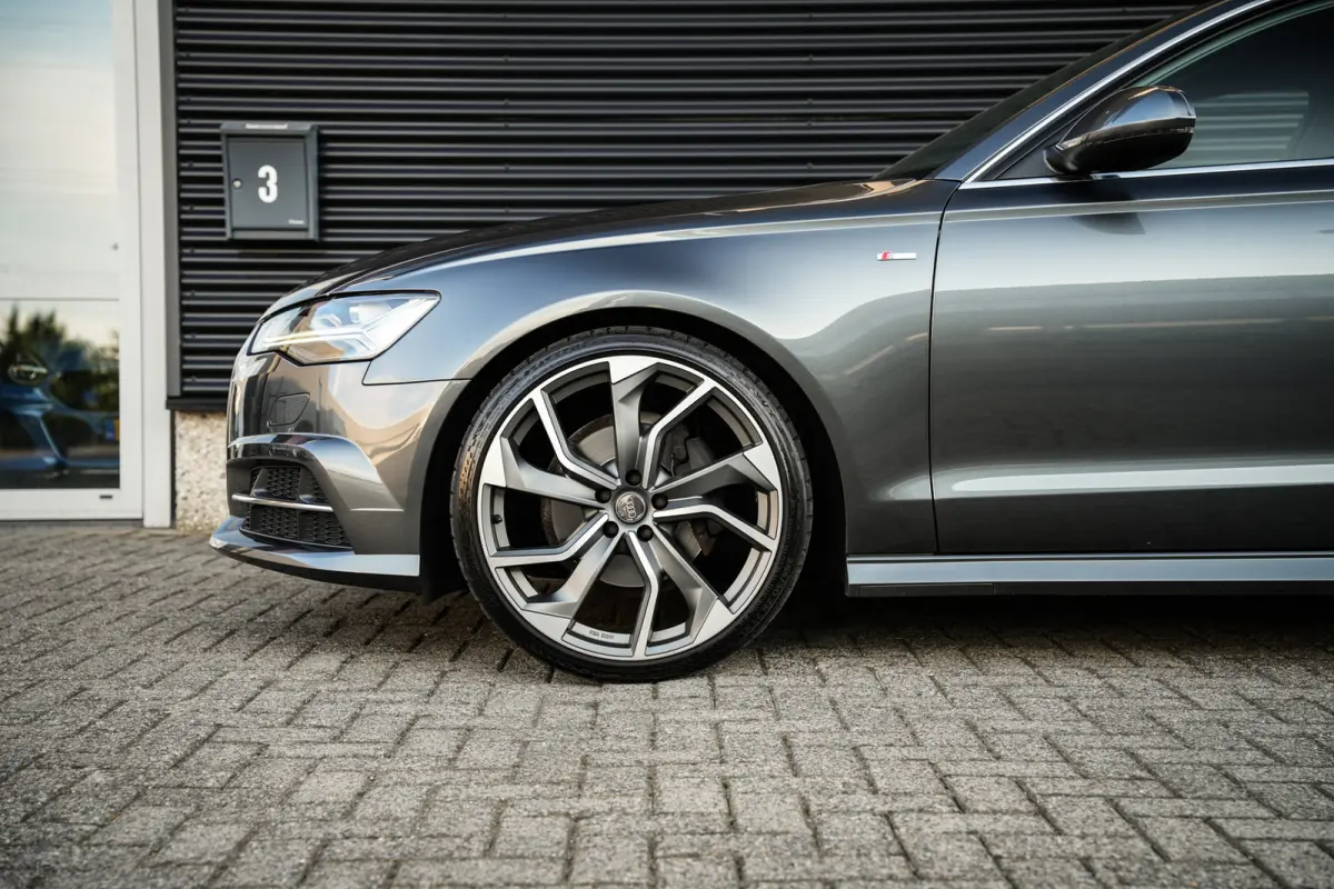 1.8 TFSI ultra S-Line Edition | Clima | Cruise | Navi | Trekhaak | H. Leder | Org. NL |
