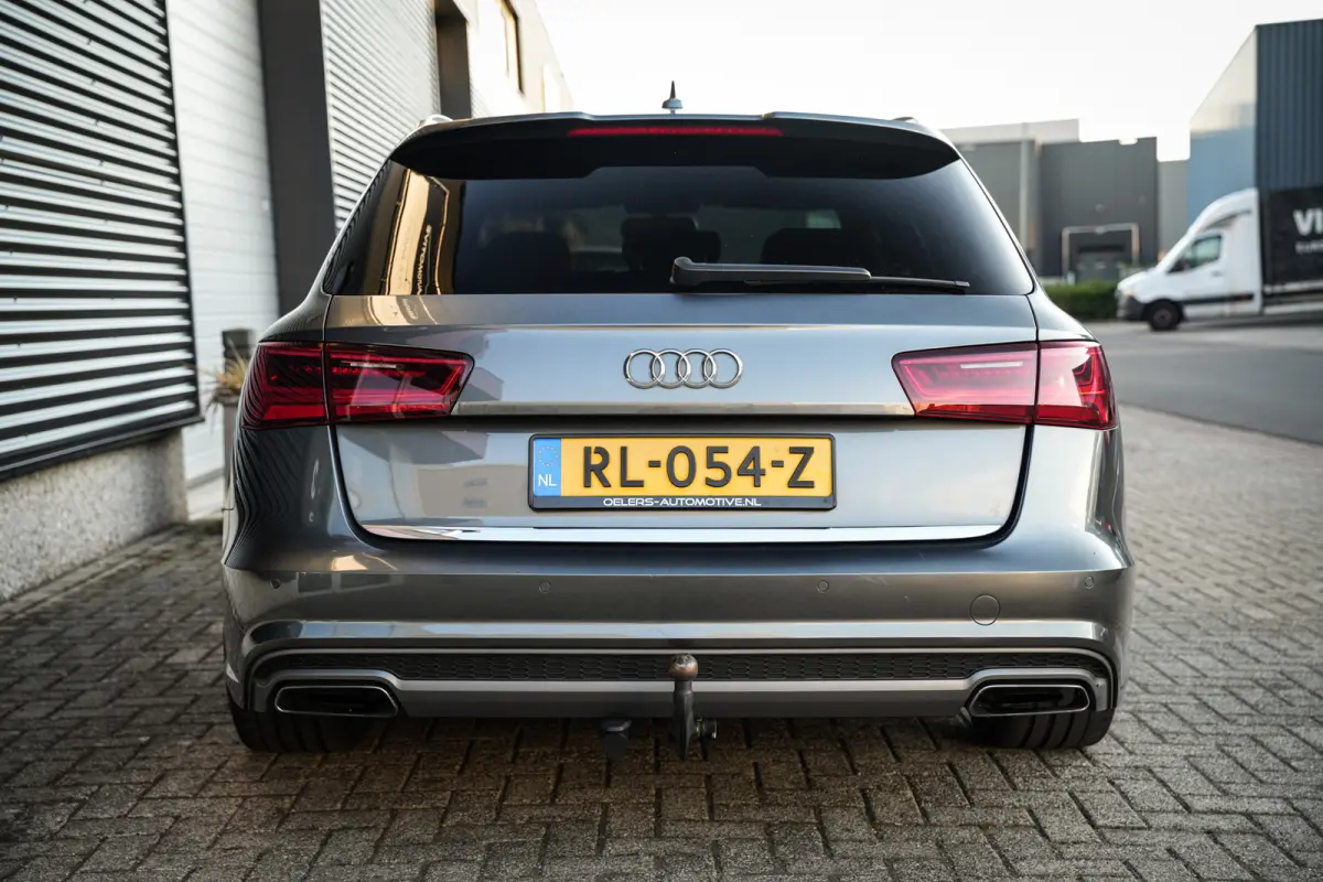 1.8 TFSI ultra S-Line Edition | Clima | Cruise | Navi | Trekhaak | H. Leder | Org. NL |