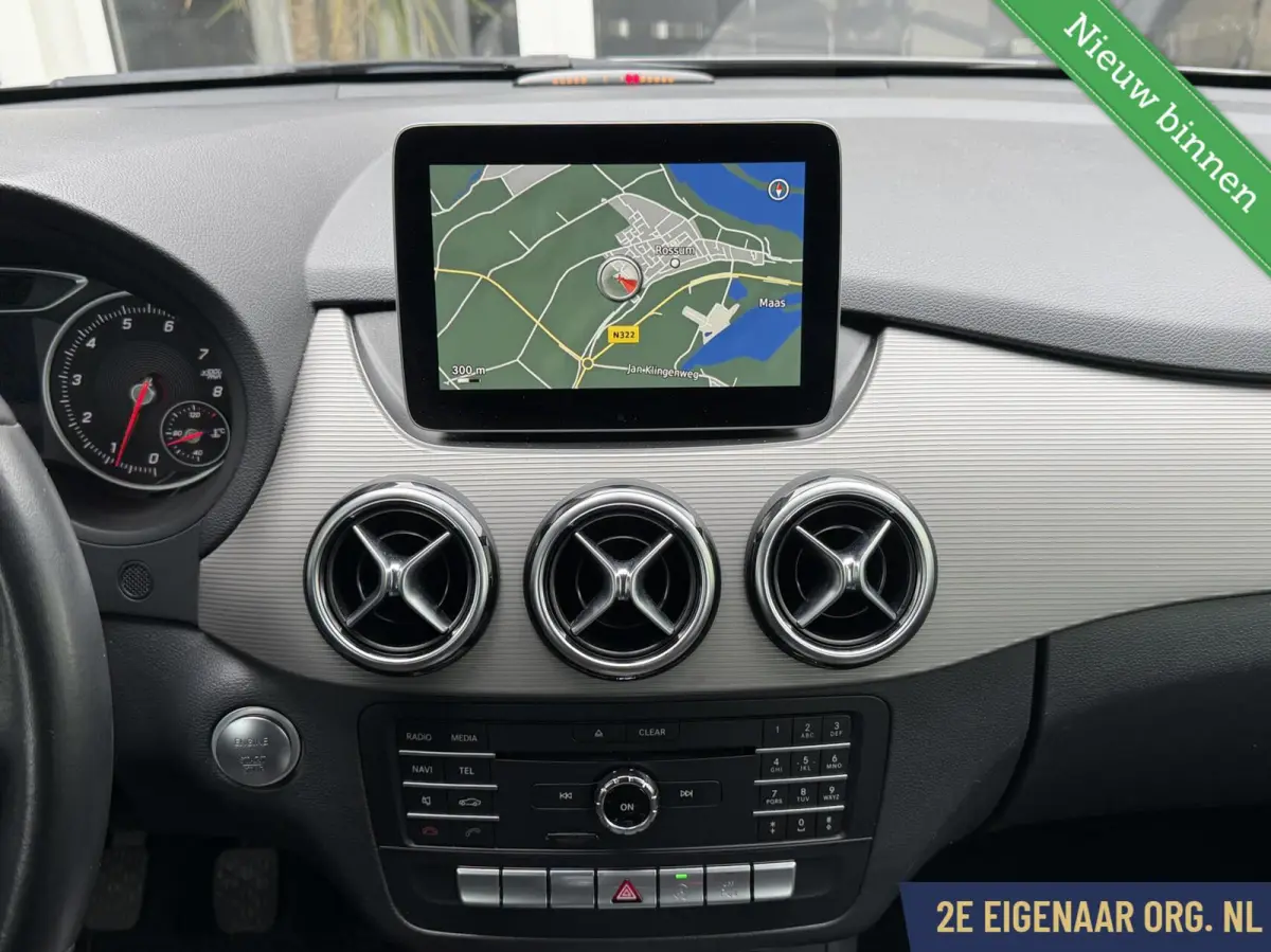 160 Comand + Carplay PDC V+A Keyless start/stop