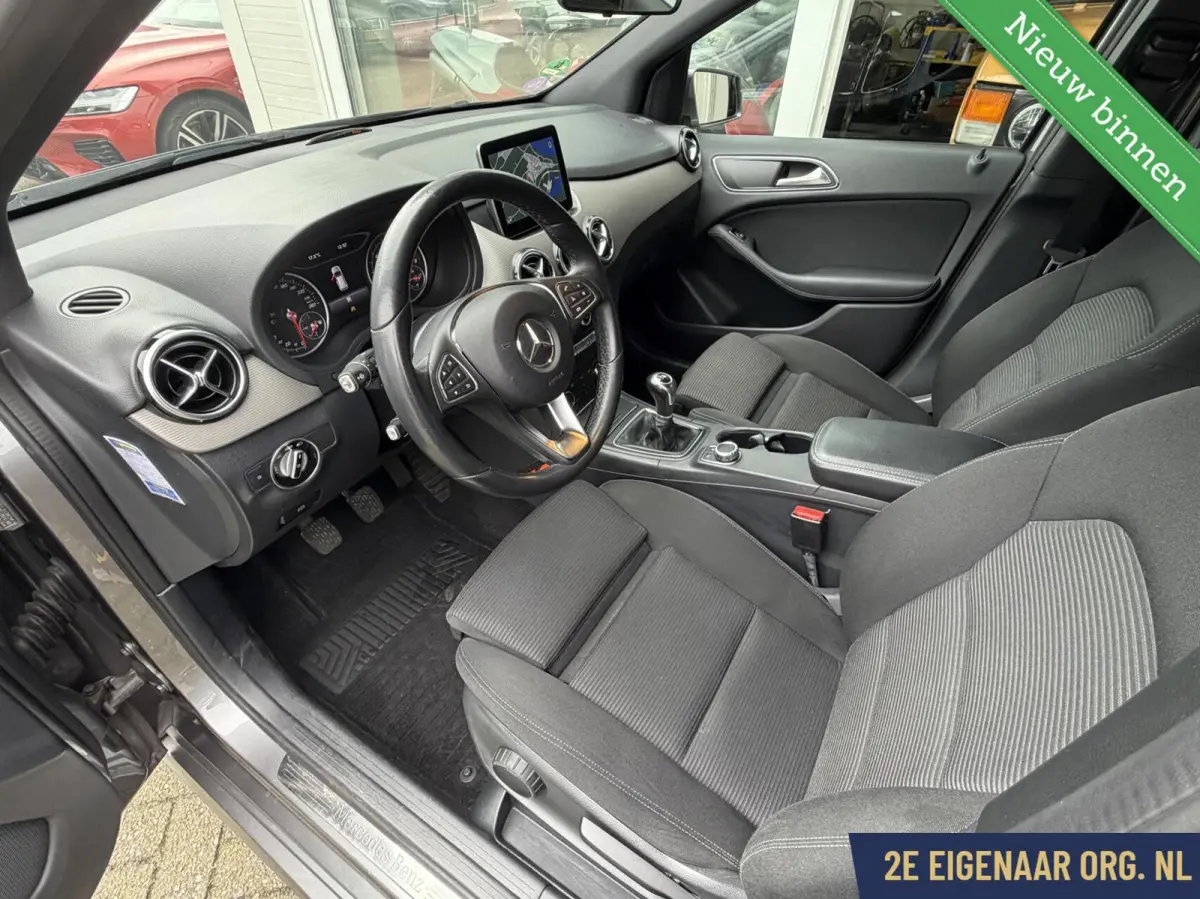 160 Comand + Carplay PDC V+A Keyless start/stop