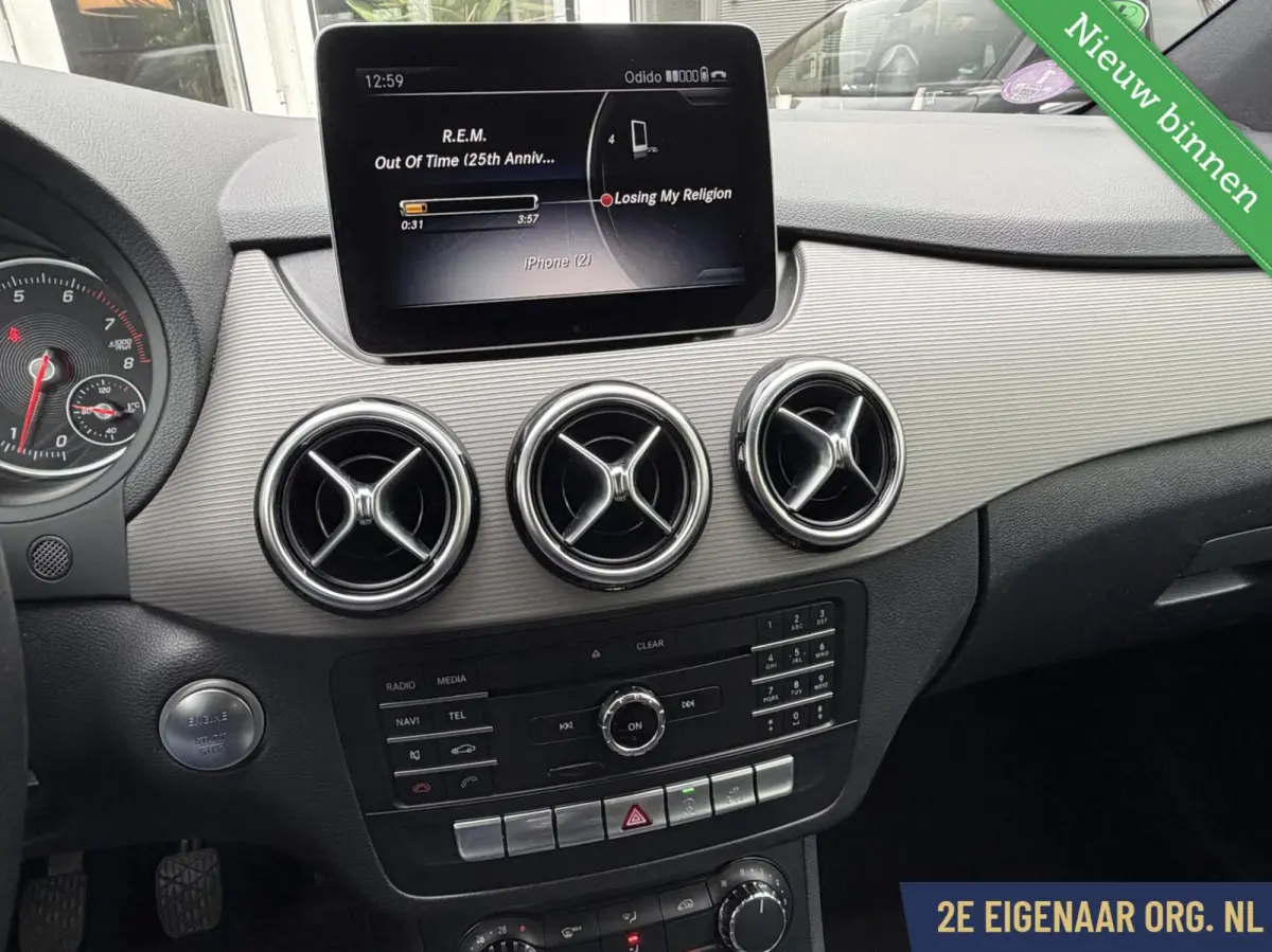 160 Comand + Carplay PDC V+A Keyless start/stop