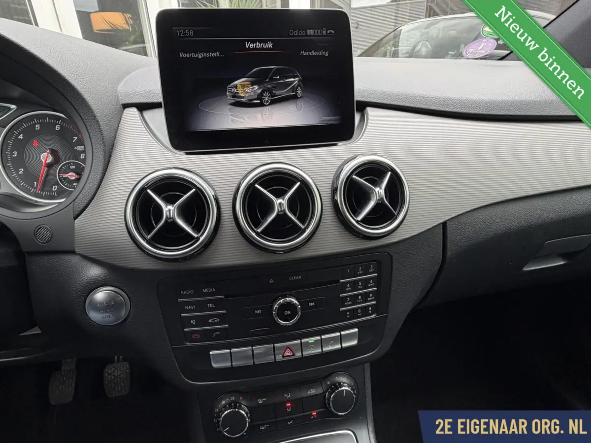 160 Comand + Carplay PDC V+A Keyless start/stop