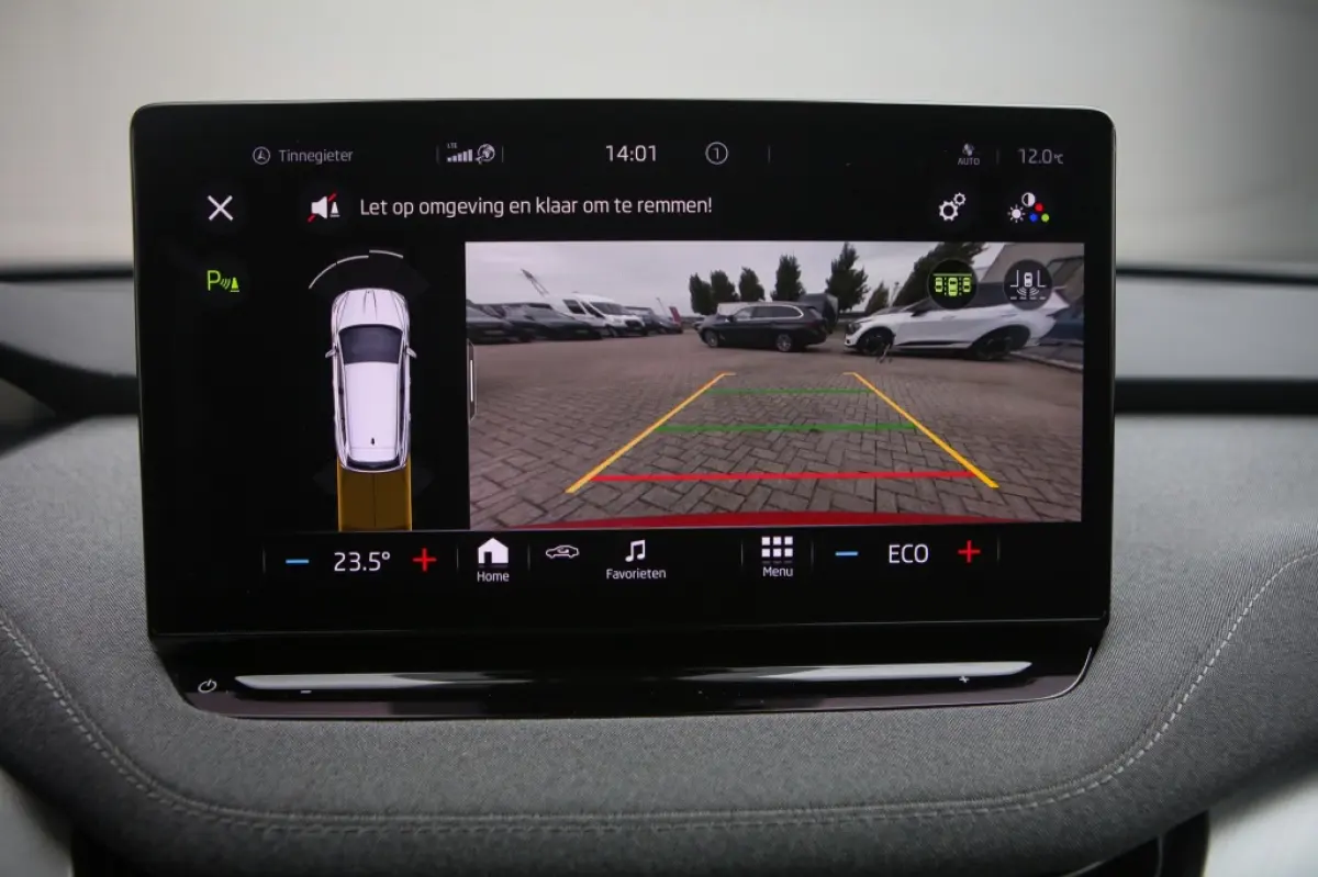 ŠiV 60 | Pano Schuifdak | 21 Inch | Camera | Navigatie | CarPlay | BTW