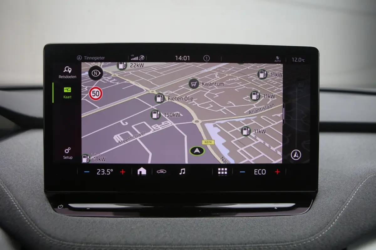 ŠiV 60 | Pano Schuifdak | 21 Inch | Camera | Navigatie | CarPlay | BTW