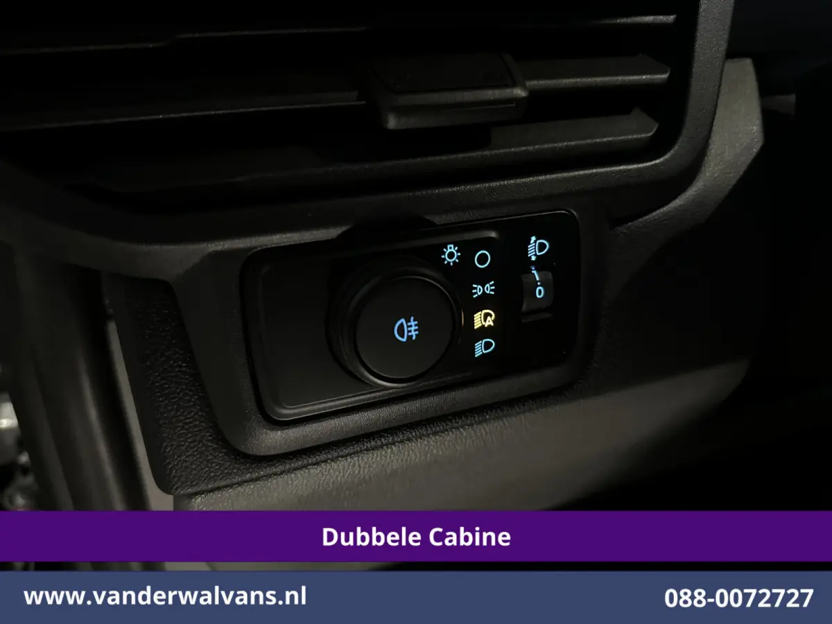 2.0 TDCI 136pk L2H1 Dubbele Cabine Euro6 Airco | 6-Zits | Camera | LED | Cruisecontrol | Apple Carplay Android Auto, Verwarmde voorruit, Parkeersensoren, Bijrijdersbank, 2800kg trekvermogen