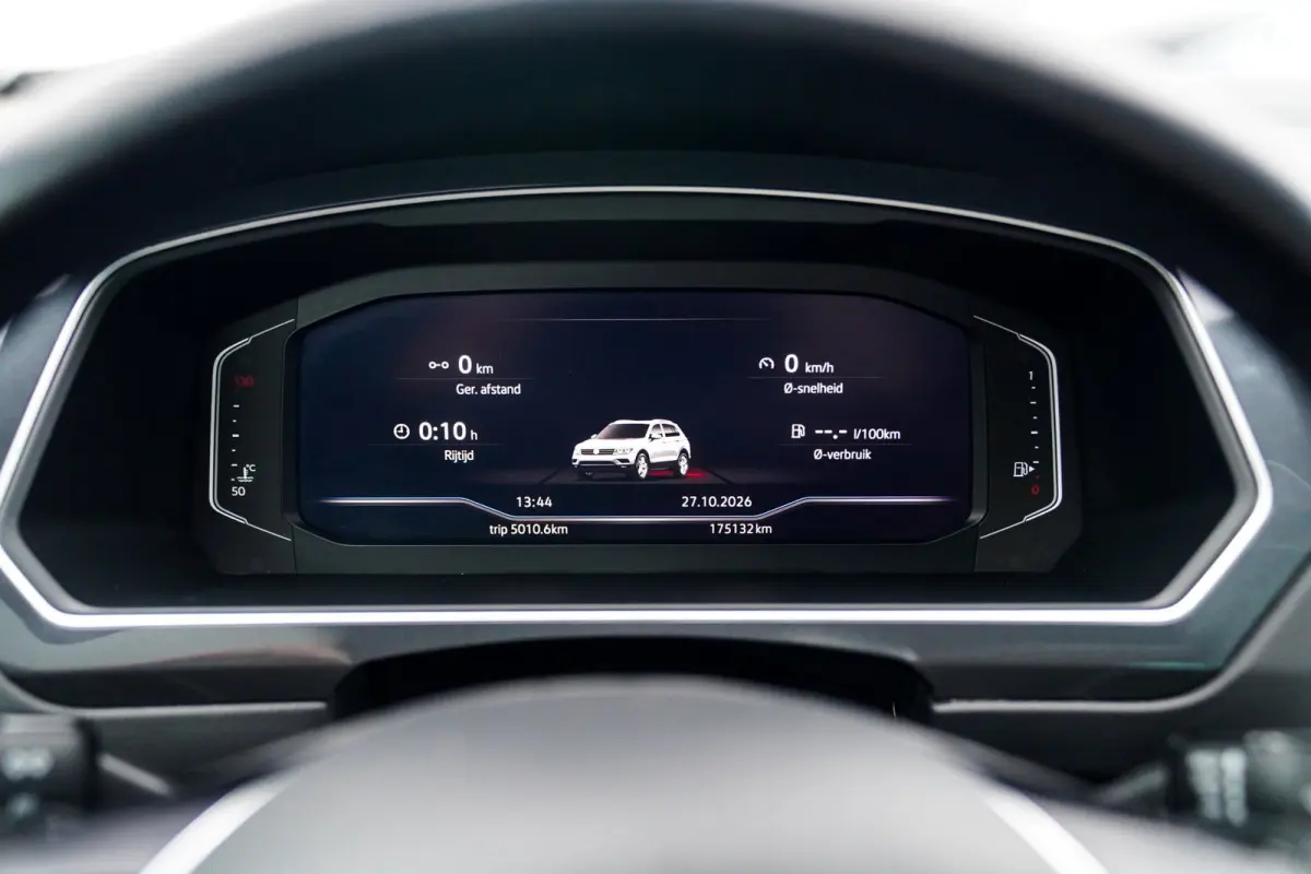 1.5 TSI ACT Highline Business R-Line | Panorama | Virtual | Carplay | Camera | Alcantara | Cruise | Massage