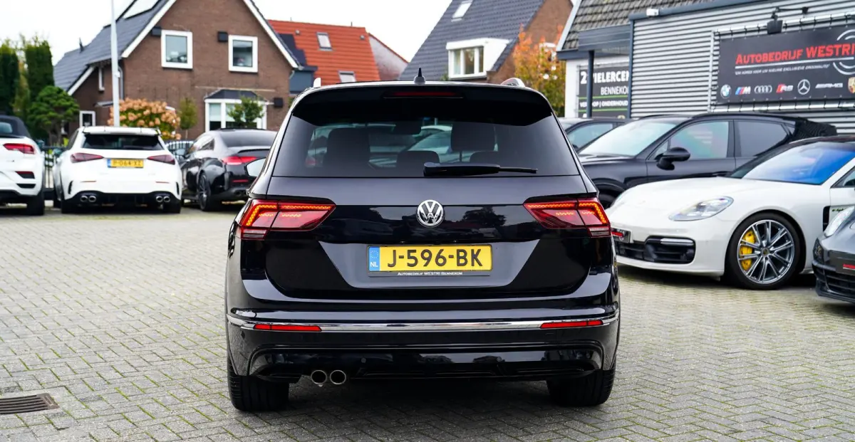 1.5 TSI ACT Highline Business R-Line | Panorama | Virtual | Carplay | Camera | Alcantara | Cruise | Massage