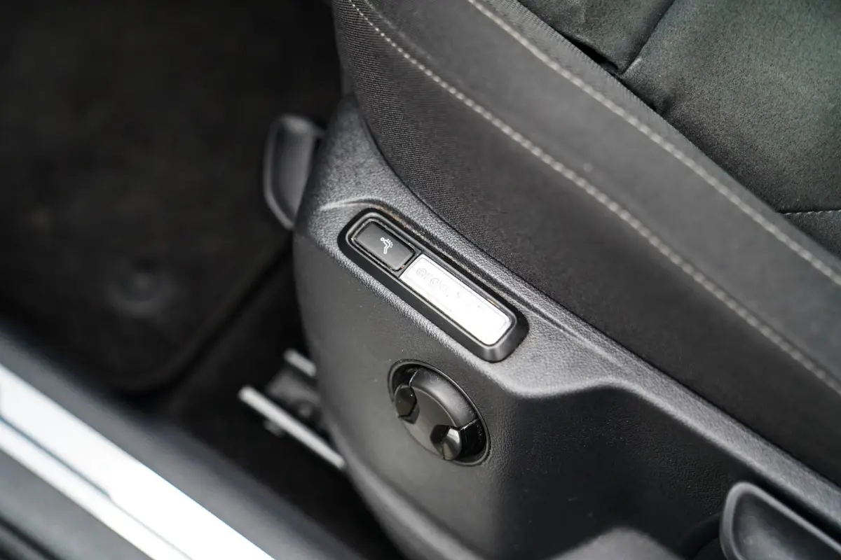 1.5 TSI ACT Highline Business R-Line | Panorama | Virtual | Carplay | Camera | Alcantara | Cruise | Massage