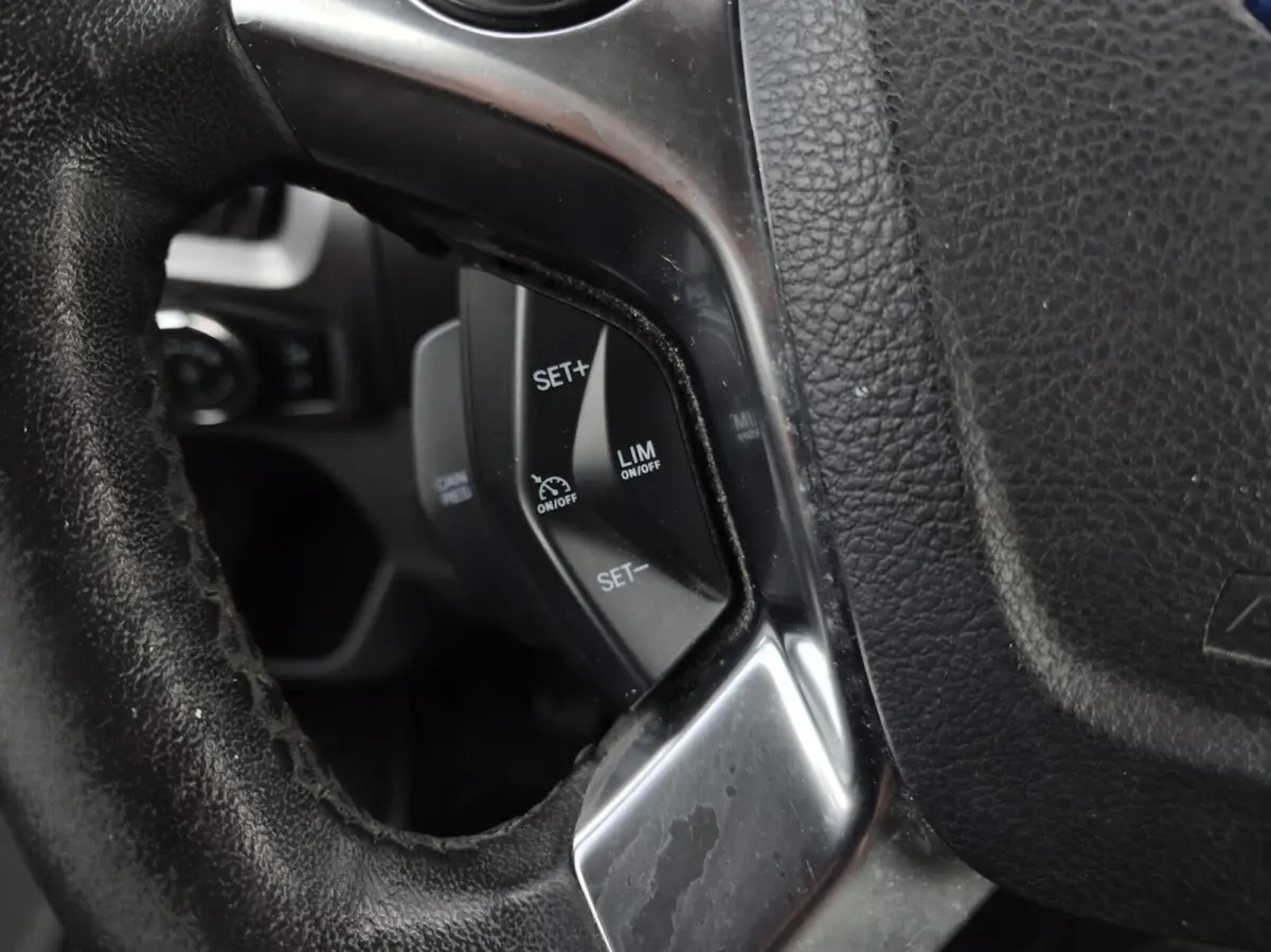 2.2 TDCI L2H1 DC Airco Navi Trekh Imperiaal