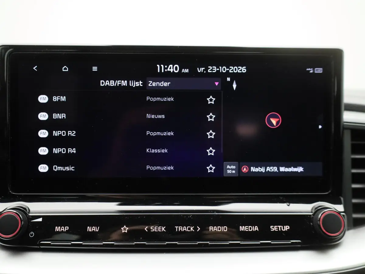 1.0 T-GDi DynamicLine | Parkeer sensoren | Navigatie | Apple Carplay / Android Auto | Camera | Climate Control | Cruise Control | Lichtmetalen Velgen |