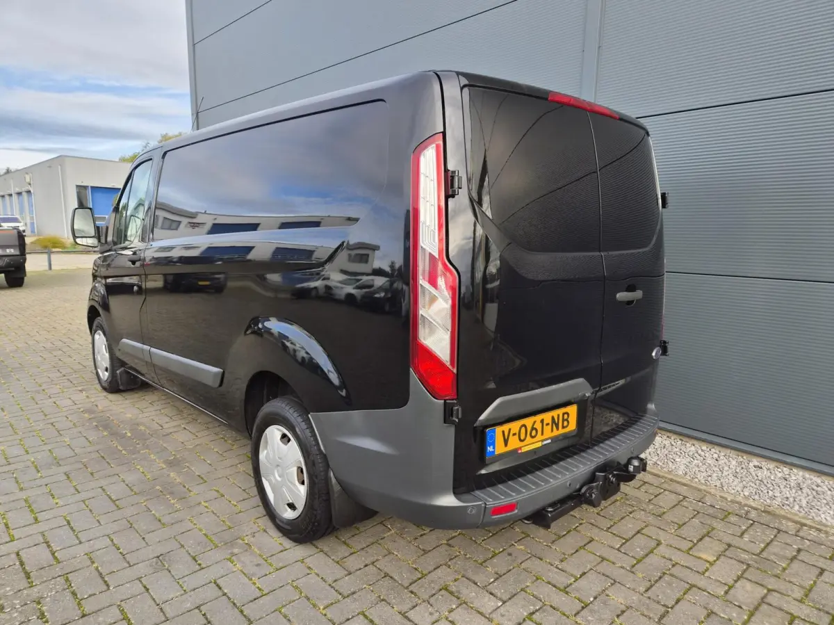 2.0 TDCI L1H1 Airco Camera Navi Trekhaak