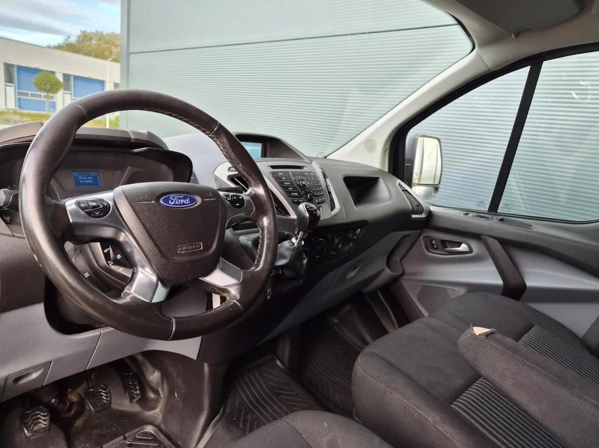 2.0 TDCI L1H1 Airco Camera Navi Trekhaak