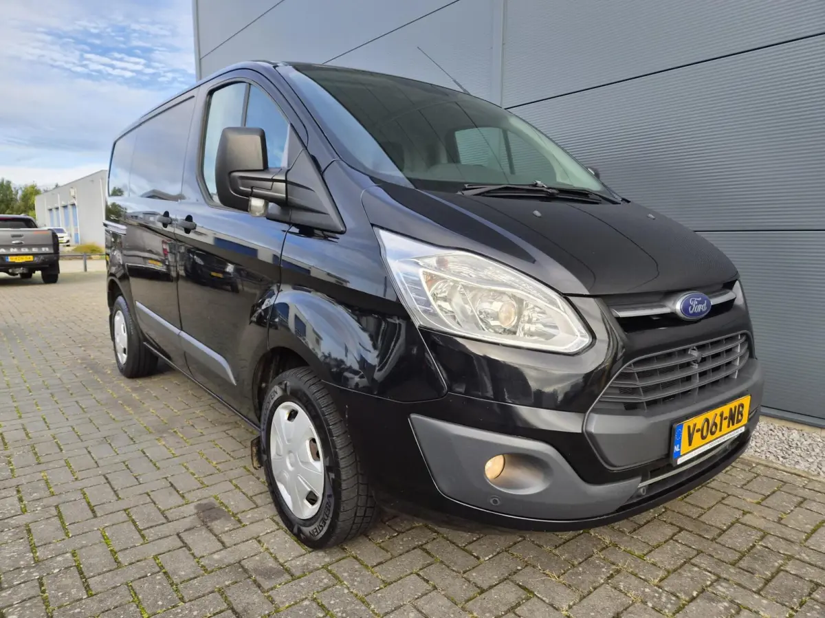 2.0 TDCI L1H1 Airco Camera Navi Trekhaak