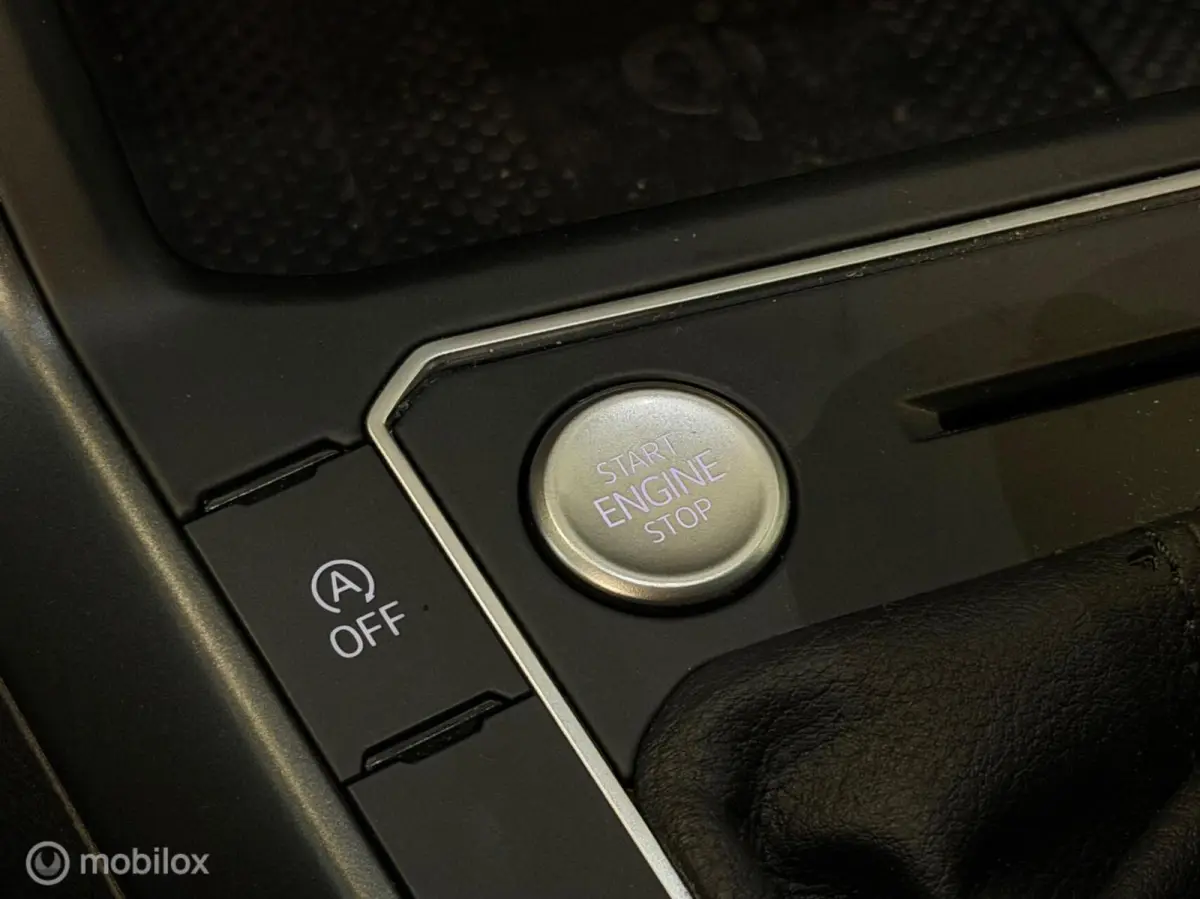 1.0 TSI 2x R-Line Panorama/Beats/Keyless/Camera