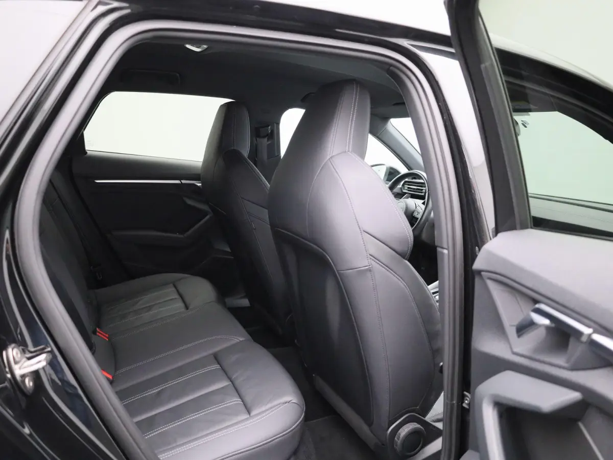 30 TFSI S edition | Automaat | 2x S-line | Vlak stuur | Navigatie | Zwarte hemel | Apple Carplay / Android Auto | Leder | Virtual Cockpit | Climate Control | Cruise Control |