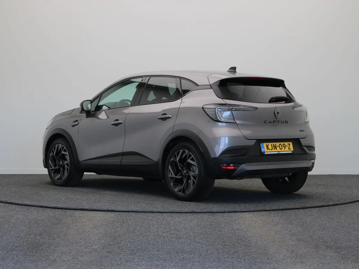 1.6 E-Tech full hybrid 145 esprit Alpine | Adaptive cruise control | Climate control | Stuurverwarming | Apple carplay / Android auto | Lichtmetalen velgen 19'' |