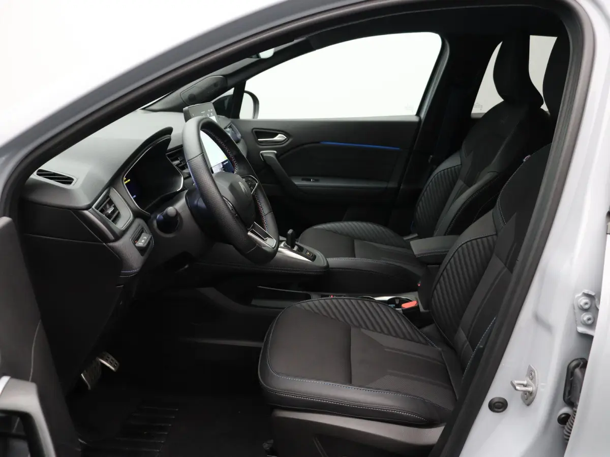 E-Tech full hybrid 160pk esprit Alpine | 19" LMV | Stoelverwarming | Stuurverwarming | Adaptive cruise control | Apple carplay |