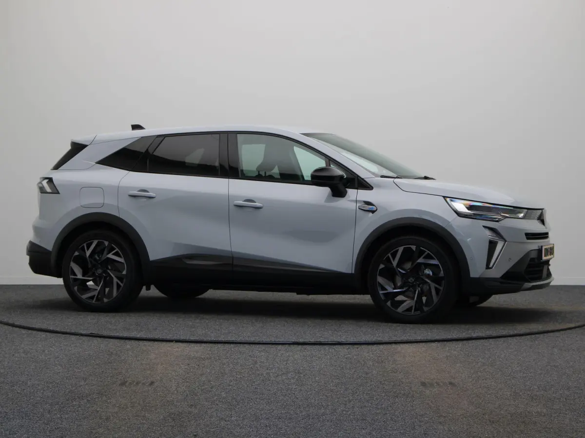 E-Tech full hybrid 160pk esprit Alpine | 19" LMV | Stoelverwarming | Stuurverwarming | Adaptive cruise control | Apple carplay |