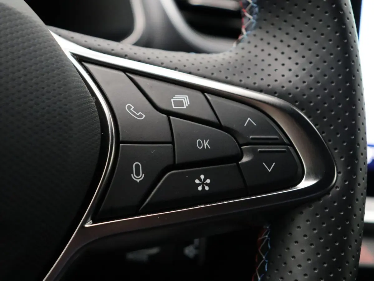 E-Tech full hybrid 160pk esprit Alpine | 19" LMV | Stoelverwarming | Stuurverwarming | Adaptive cruise control | Apple carplay |