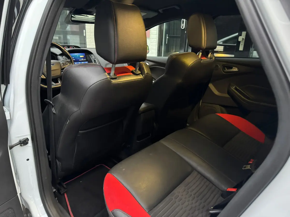 2.0 ST | SPORTMODEL | NETTE AUTO | ADAPTIVE CRUISECONTROL!