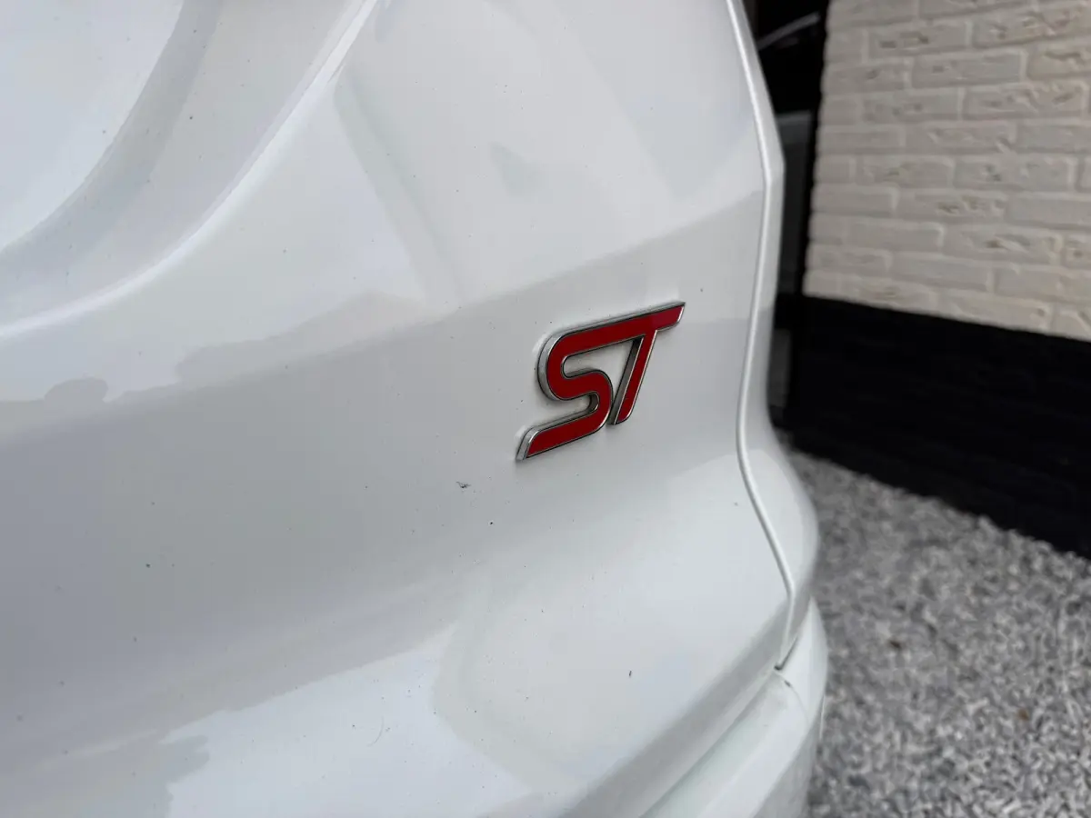 2.0 ST | SPORTMODEL | NETTE AUTO | ADAPTIVE CRUISECONTROL!