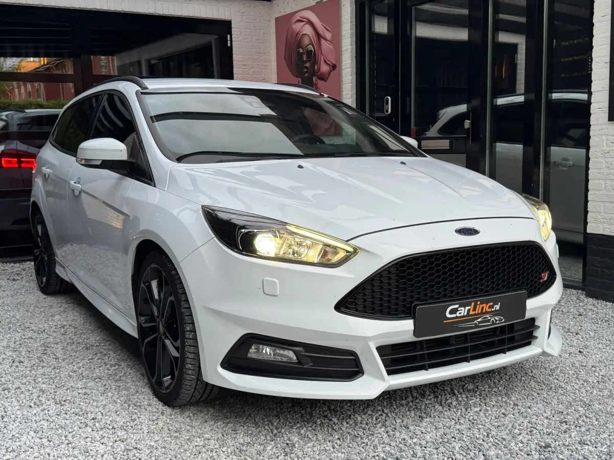 2.0 ST | SPORTMODEL | NETTE AUTO | ADAPTIVE CRUISECONTROL!