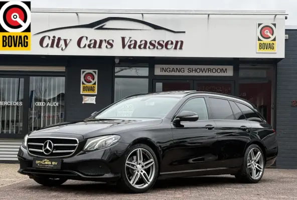 220 d Prestige Plus 195 pk automaat navi climate ctr cruise ctr camera schuif-kanteldak afn trekhaak dagrijverlichting led  pdc v/a