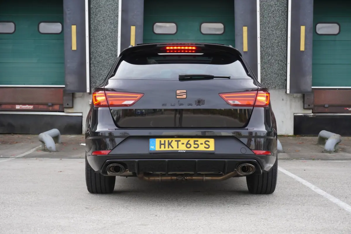 CUPRA 2.0 TSI 300pk 4DRIVE Ultimate Edition | Bull-X Uitlaat | Panoramadak | Adaptive Cruise | Beats Audio | Stoelverwarming