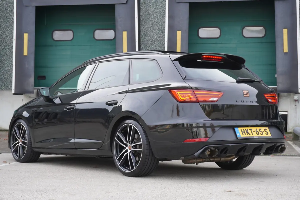 CUPRA 2.0 TSI 300pk 4DRIVE Ultimate Edition | Bull-X Uitlaat | Panoramadak | Adaptive Cruise | Beats Audio | Stoelverwarming