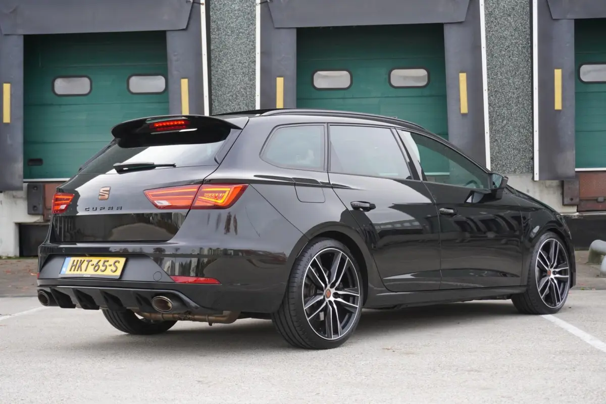 CUPRA 2.0 TSI 300pk 4DRIVE Ultimate Edition | Bull-X Uitlaat | Panoramadak | Adaptive Cruise | Beats Audio | Stoelverwarming