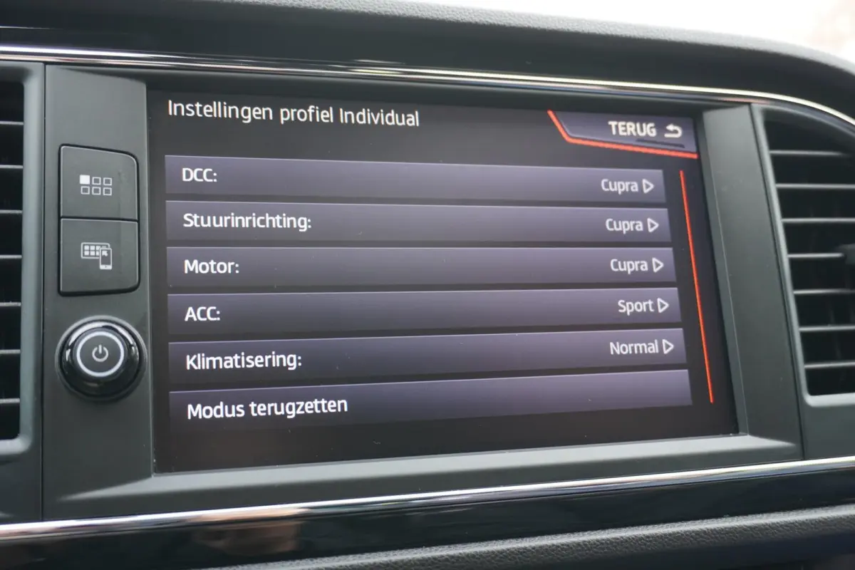 CUPRA 2.0 TSI 300pk 4DRIVE Ultimate Edition | Bull-X Uitlaat | Panoramadak | Adaptive Cruise | Beats Audio | Stoelverwarming