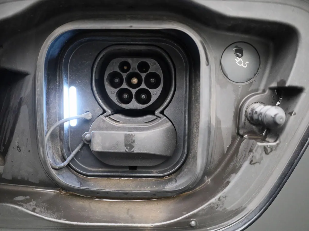 Core | Automaat | Apple Carplay / Android Auto | Virtual Cockpit | Achteruitrijcamera | Climate Control | Cruise Control | Bluetooth | Lichtmetalen Velgen |