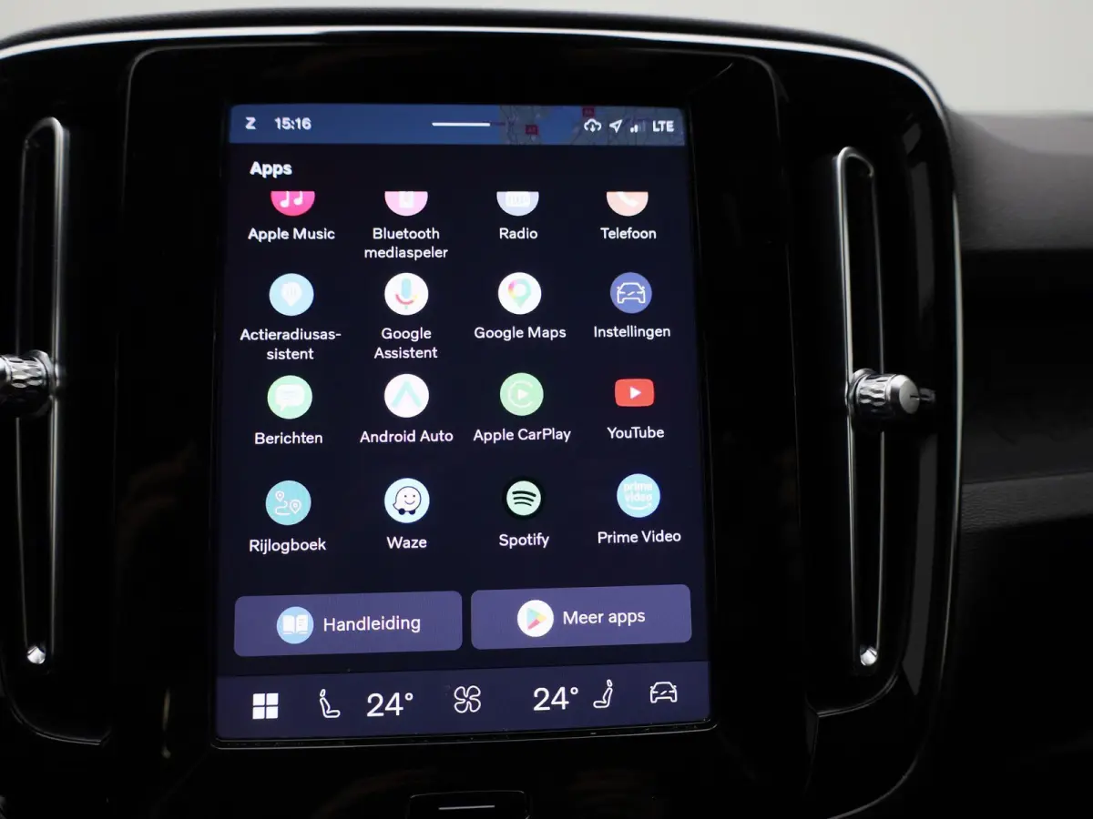Core | Automaat | Apple Carplay / Android Auto | Virtual Cockpit | Achteruitrijcamera | Climate Control | Cruise Control | Bluetooth | Lichtmetalen Velgen |
