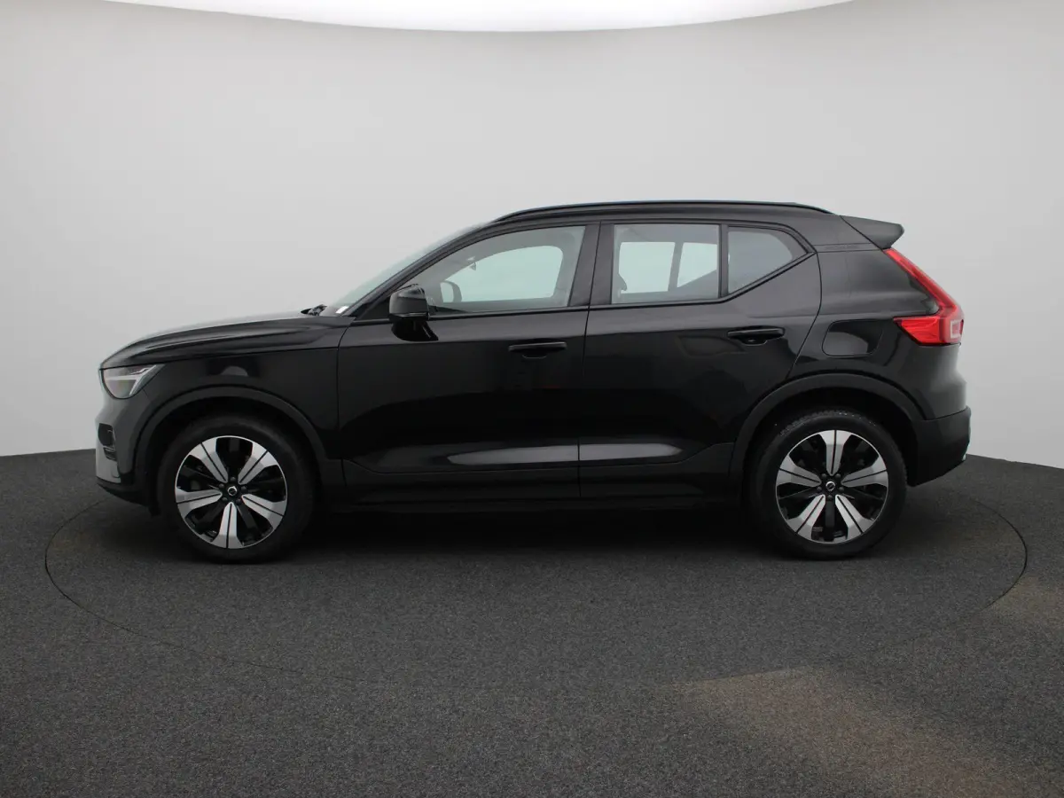 Core | Automaat | Apple Carplay / Android Auto | Virtual Cockpit | Achteruitrijcamera | Climate Control | Cruise Control | Bluetooth | Lichtmetalen Velgen |