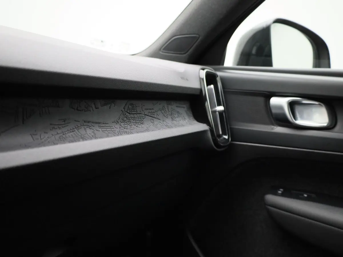Core | Automaat | Apple Carplay / Android Auto | Virtual Cockpit | Achteruitrijcamera | Climate Control | Cruise Control | Bluetooth | Lichtmetalen Velgen |