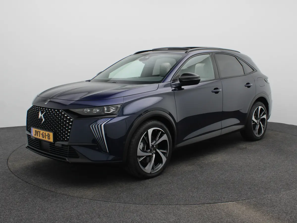 E-Tense Hybrid 225-PK Étoile | Automaat | Carplay | Panorama dak | Leder | Elek. stoelen | Stoelgeheugen | Stoelverwarming + ventilatie | Focal audio | 360* camera | Dodehoekbewaking |
