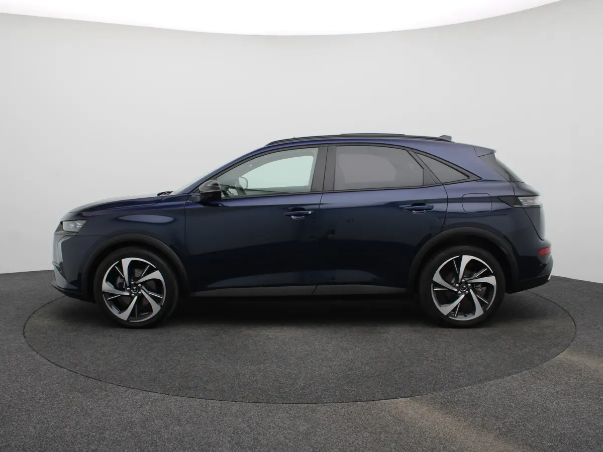E-Tense Hybrid 225-PK Étoile | Automaat | Carplay | Panorama dak | Leder | Elek. stoelen | Stoelgeheugen | Stoelverwarming + ventilatie | Focal audio | 360* camera | Dodehoekbewaking |